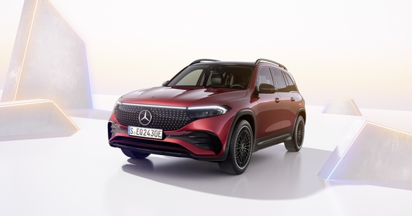 SUV điện Mercedes-Benz EQB 250+ FL ra mắt bản nâng cấp tại Việt Nam, giá hơn 2,3 tỷ đồng