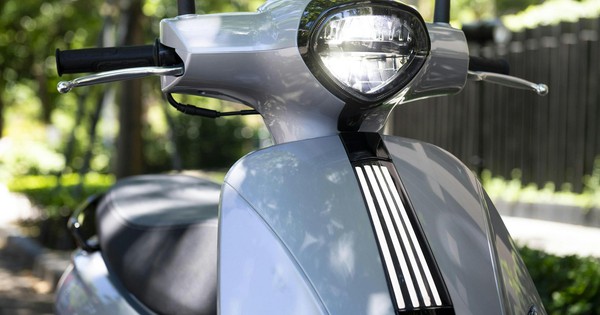 'Vua xe ga' ăn xăng 1,6 lít/100 km được đăng ký tại Việt Nam: ngoại hình đẹp tựa Vespa, trang bị vượt mặt Honda SH160i