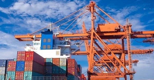 Chính phủ yêu cầu 3 bộ trình giải pháp ứng phó với thuế của Mỹ trước 13/8