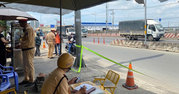 Từ hôm nay đến ngày 18-8, người dân TP HCM hạn chế đến cơ quan CSGT