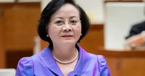 Bộ Nội vụ đề xuất chính sách vượt trội về lương thưởng, bổ nhiệm với chuyên gia