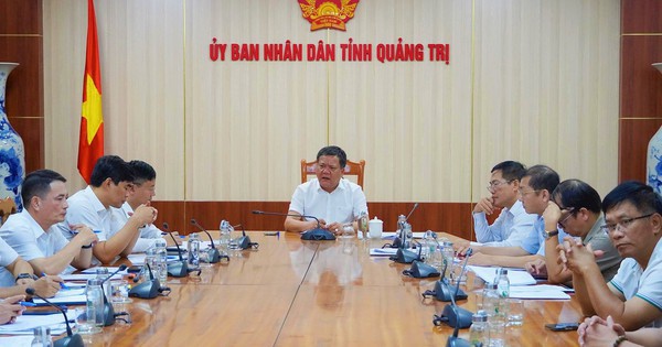 Chủ tịch tỉnh Quảng Trị họp ngày chủ nhật, chỉ đạo gì đối với dự án chậm tiến độ?
