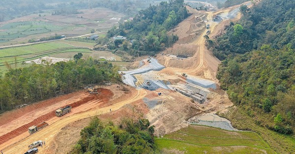 Dự án cao tốc của Đèo Cả quyết tâm ‘về đích’ sớm 1 năm, tạo kỷ lục trong lịch sử ngành giao thông Việt Nam