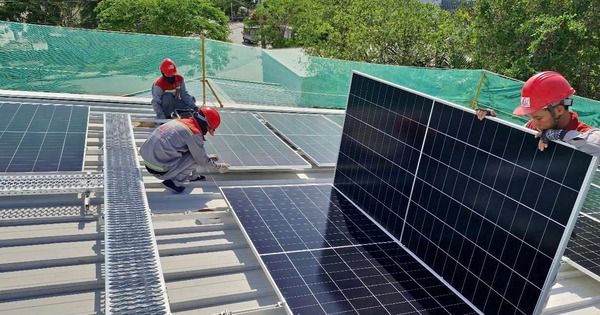 Tiền hỗ trợ lắp điện mặt trời mái nhà khoảng 42.000 tỉ đồng, một hộ dân có thể được 2-3 triệu đồng