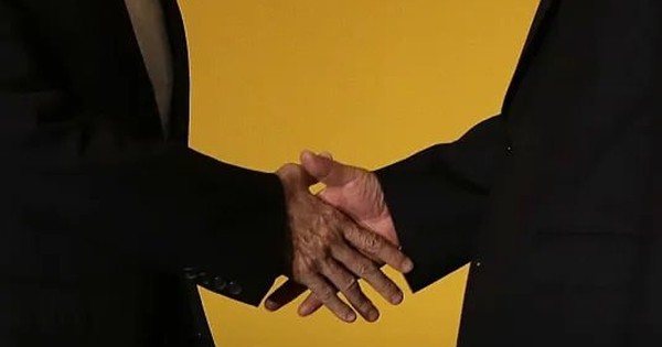 “Quyền lực tuyệt đối là đây”: Hai gã khổng lồ Trung Quốc nhập làm một – Thế giới giờ không có ai địch nổi