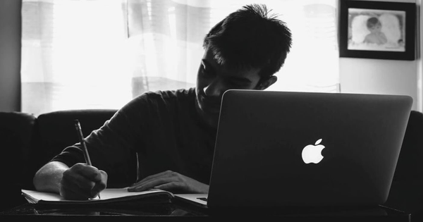 Mô hình kinh doanh mới đang giúp hàng nghìn người Việt kiếm tiền USD mỗi ngày