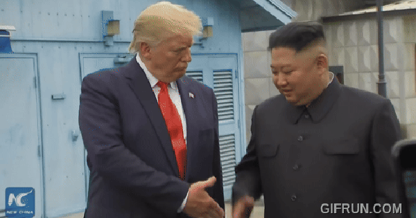 "Triều Tiên có tiềm năng vô cùng to lớn": Tổng thống Trump nói muốn gặp ông Kim Jong Un trong năm nay