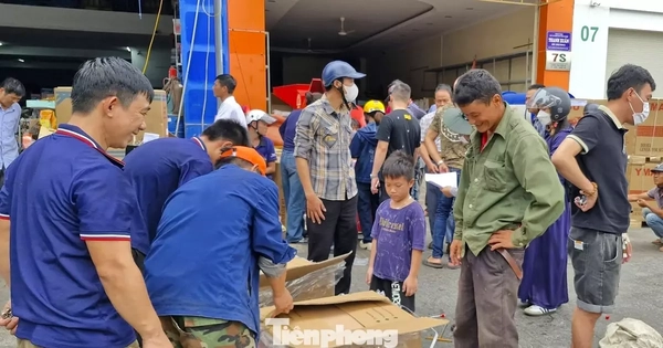 Nườm nượp mua máy phát điện, chấp nhận giá cao, nhiều nơi 'cháy' hàng