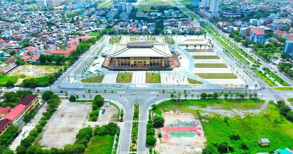 Xem trước hình ảnh quảng trường 200 tỷ ở Huế sắp khánh thành