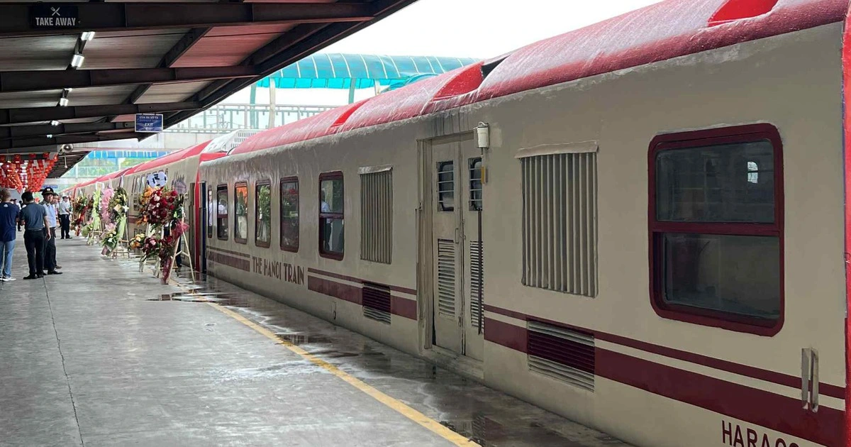 Đường sắt chạy đoàn tàu di sản 'Hà Nội 5 cửa ô'