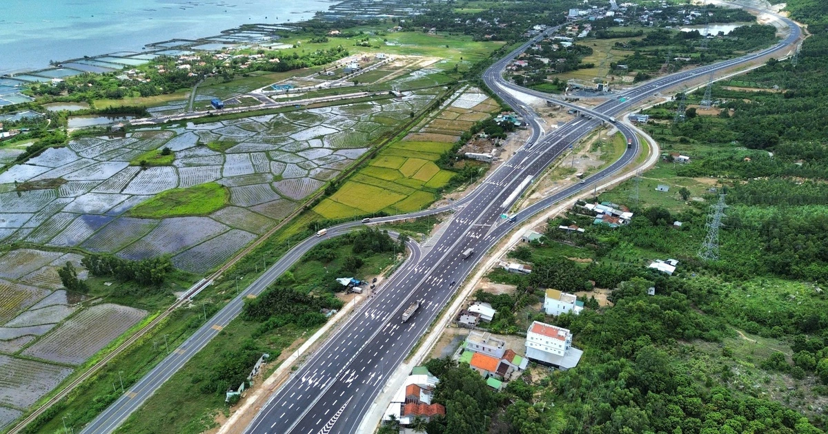 Phấn đấu đưa cao tốc Vân Phong - Nha Trang vào khai thác dịp Quốc khánh 2.9