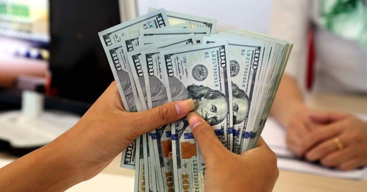 Giá USD hôm nay 19.8.2025: Ngân hàng lập kỷ lục mới