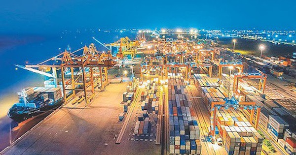 Chi hơn 100 tỷ đô nhập hàng Trung Quốc trong 7 tháng, Việt Nam mua những gì từ nước láng giềng?
