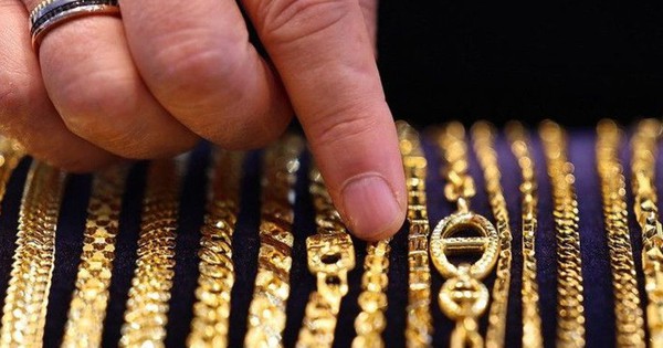 Ngành đá quý Ấn Độ lao đao vì Mỹ áp thuế cao