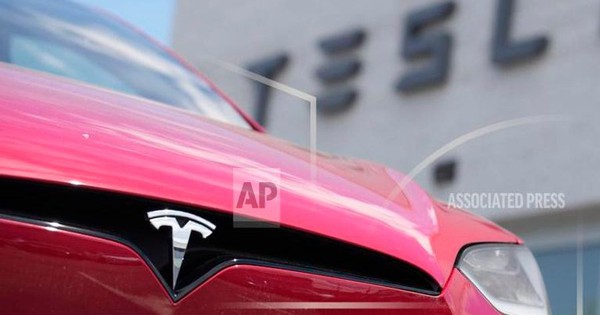 Doanh số lao dốc liên tiếp, Tesla lao đao ở châu Âu