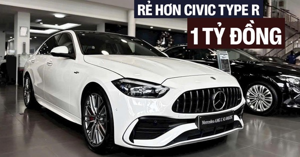 Mercedes-AMG C 43 giảm giá kỷ lục còn dưới 2 tỷ đồng tại đại lý: Máy khủng nhưng 'rẻ' ngang bản thường, gián tiếp làm khó Civic Type R