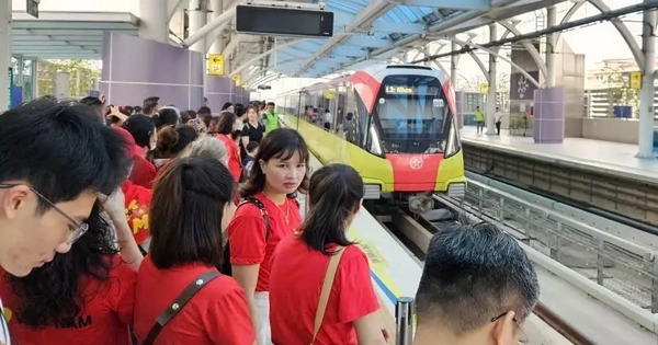 Gần 1,8 triệu người đi tàu điện dịp Quốc khánh 2/9