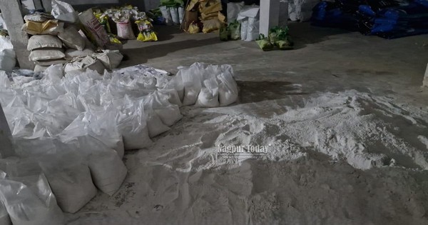 Đột kích một công ty, cảnh sát triệt phá đường dây sản xuất phân bón giả quy mô lớn, tịch thu hơn 15 tấn hóa chất không giấy phép
