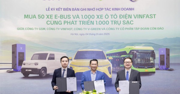 1 công ty hợp tác cùng lúc với 3 doanh nghiệp trong hệ sinh thái của tỷ phú Phạm Nhật Vượng: Mua 50 xe e-bus, 1.000 ô tô điện và phát triển 1.000 trụ sạc