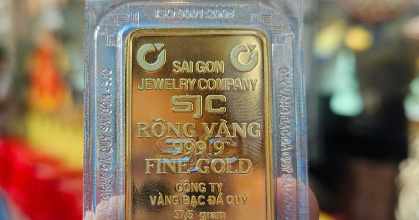 Giá vàng tiếp tục tăng, TP HCM công bố hơn 800 điểm mua bán vàng miếng hợp pháp