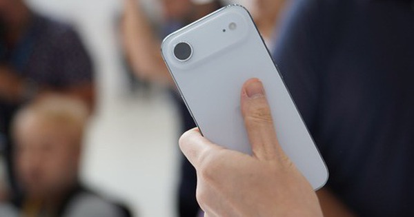 Apple lần đầu ra mắt iPhone Air siêu mỏng, giá từ 32 triệu tại Việt Nam