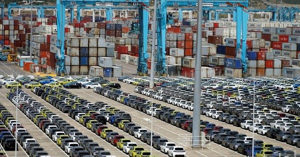 Hút hơn 40 tỷ USD vốn đầu tư sản xuất chỉ trong vài năm, nền kinh tế chỉ 38 triệu dân trỗi dậy thành ‘công xưởng’ mới nổi, thách thức Trung Quốc, Nhật Bản tại trời Âu