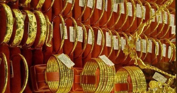 Sáng 17/9: Giá vàng nhẫn, vàng miếng tiếp tục tăng mạnh, giá vàng thế giới lập đỉnh mới