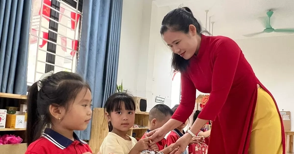Lương của giáo viên phổ thông công lập dự kiến tăng cao nhất tới 17,6 triệu đồng