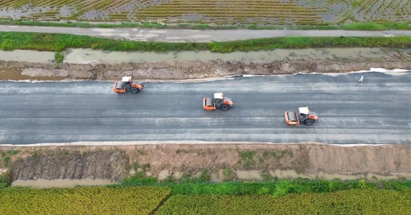 Gấp rút thi công 2 dự án cao tốc trục dọc, trục ngang ở miền Tây