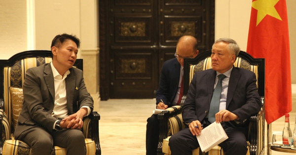 Phó Thủ tướng Nguyễn Hoà Bình làm việc với hai sàn giao dịch tiền mã hóa hàng đầu thế giới, đề nghị Binance mở trụ sở tại Đà Nẵng