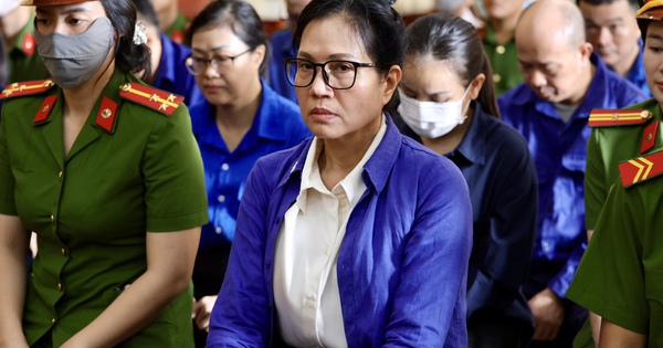 Một câu hỏi của chủ toạ khiến cựu Tổng giám đốc SJC ngượng ngùng