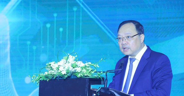 Sắp tới, người Việt Nam đi du lịch Trung Quốc, Hàn Quốc, Singapore, Ấn Độ, Đài Loan sẽ không phải đổi ngoại tệ, có thể sử dụng trực tiếp tài khoản ngân hàng trong nước để thanh toán