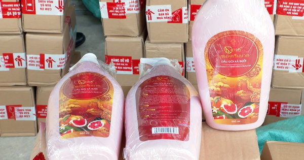 Khám xét 1 ngôi nhà trong hẻm ở TP Huế, bắt giữ 3 đối tượng