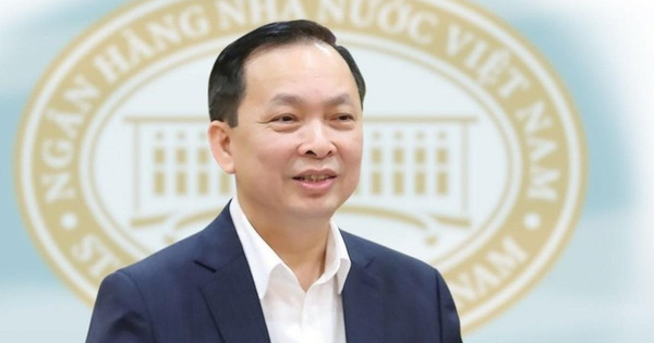 Phó Thống đốc NHNN Đào Minh Tú nghỉ hưu
