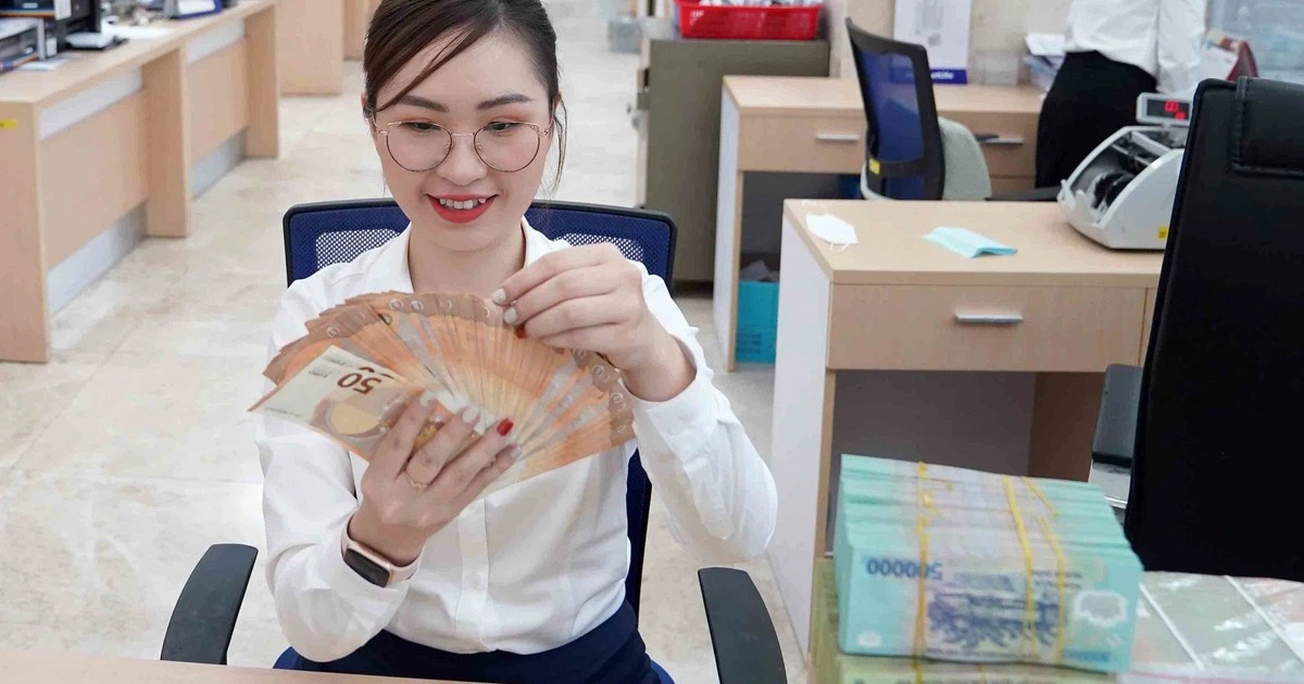 Giá USD hôm nay 25.9.2025: Đô trong ngân hàng tăng kịch trần