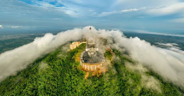 Thông báo quan trọng về hoạt động leo núi, dã ngoại tại núi Bà Đen