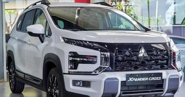 Cuộc đua giảm giá ô tô tiếp tục nóng sau tháng Ngâu