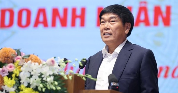 Chủ tịch Hòa Phát Trần Đình Long mong các dự án đầu tư của Nhà nước sẽ đặc biệt ưu tiên sử dụng hàng nội địa