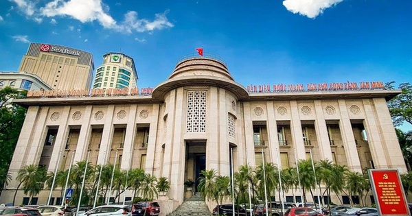 Ngân hàng Nhà nước hút ròng gần 20.000 tỷ đồng, lãi suất VND tăng và tỷ giá giảm trong tuần qua