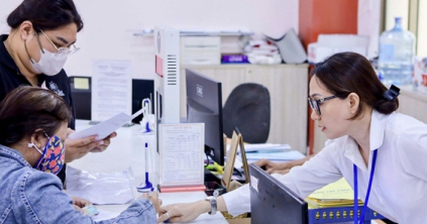 Nghiên cứu bỏ quy định hạng chức danh nghề nghiệp, đổi mới cơ chế tiền lương