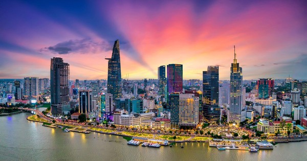 HSBC nâng dự báo tăng trưởng GDP năm 2025 của Việt Nam lên 7.9%