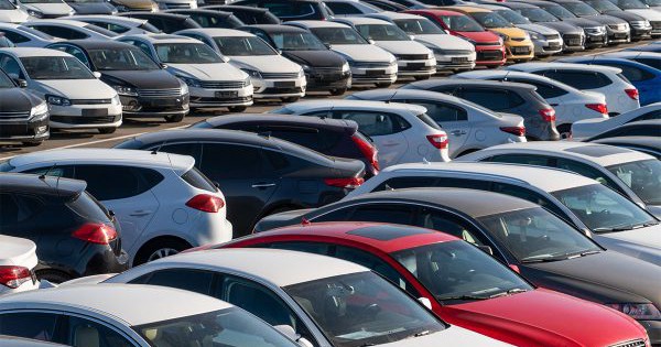 Vì sao xe Trung Quốc mất giá rất nhanh, dù ở Việt Nam hay thế giới?