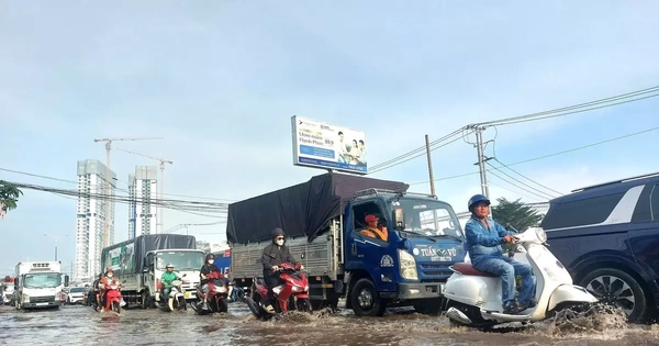 Ngập lênh láng do triều, cao tốc chậm tiến độ..., Sở Xây dựng TPHCM nói gì?