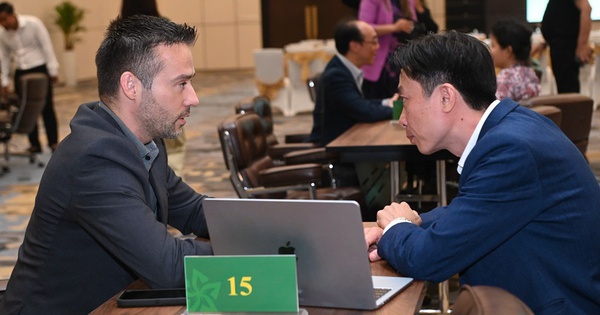 Hơn 100 thỏa thuận hợp tác kinh tế được ký kết tại Hội chợ mùa Thu 2025