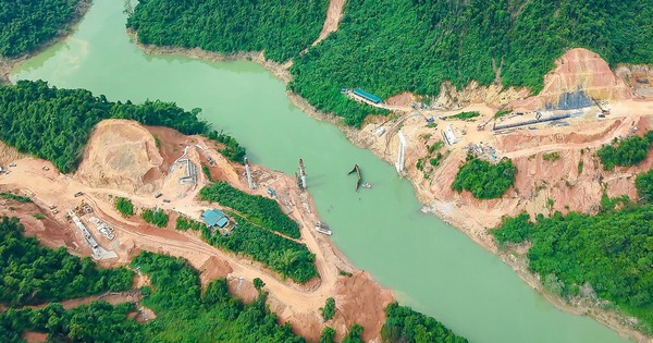 Hơn 400 mũi thi công, 6.000 nhân sự, 2.700 thiết bị dồn lực đẩy nhanh tiến độ 2 cao tốc để thống tuyến cuối năm theo chỉ đạo của Thủ tướng