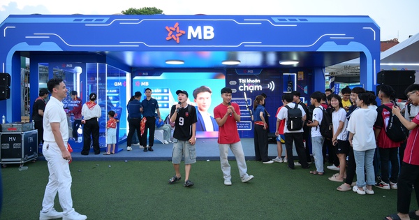 Mãn nhãn với công nghệ thanh toán thời thượng của MB tại Ngày Thẻ Việt Nam