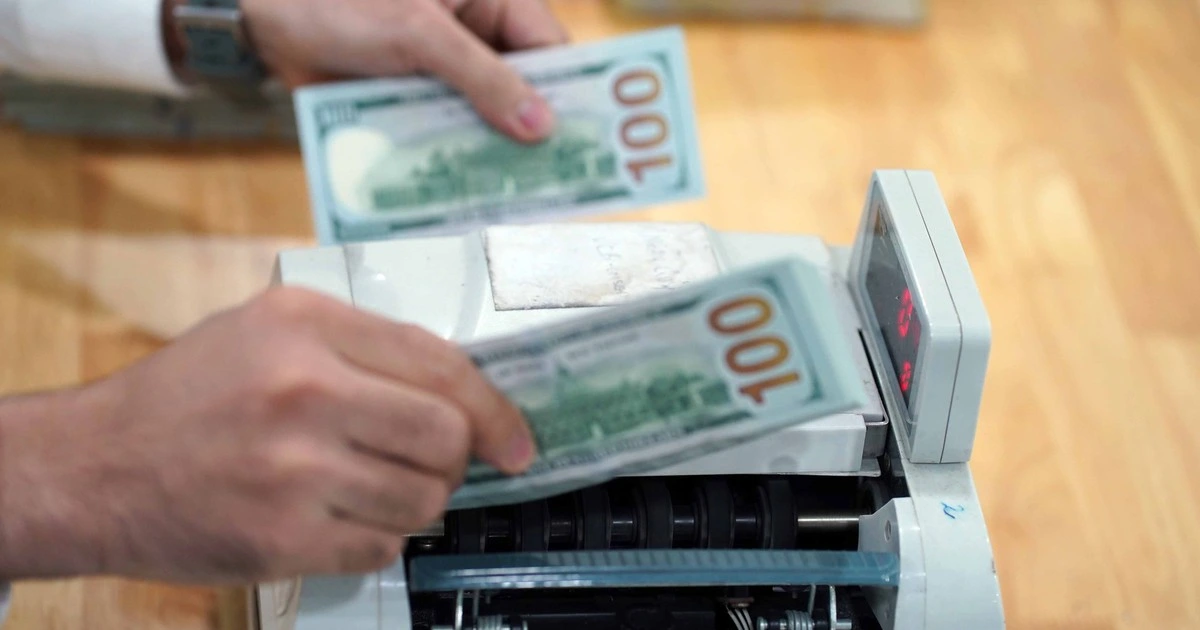 Giá USD hôm nay 4.10.2025: Tự do tăng giá