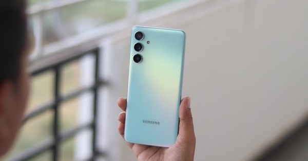 Tin vui cho người dùng 2 dòng điện thoại Samsung sau