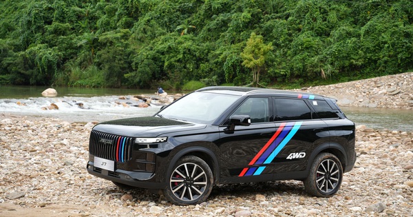 Jaecoo J7 AWD Individual chính thức ra mắt tại Việt Nam: Giá ưu đãi 799 triệu đồng, thêm hệ dẫn động 4 bánh