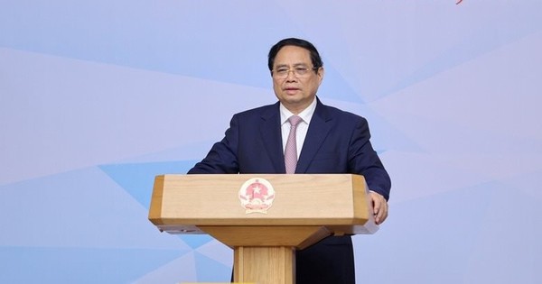 Thủ tướng chỉ đạo đưa Trung tâm tài chính quốc tế tại Việt Nam hoạt động ngay trong tháng 11